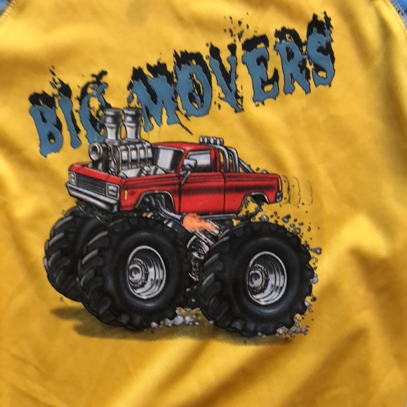 Big Movers rash guard size 6x - Picture 2 of 4